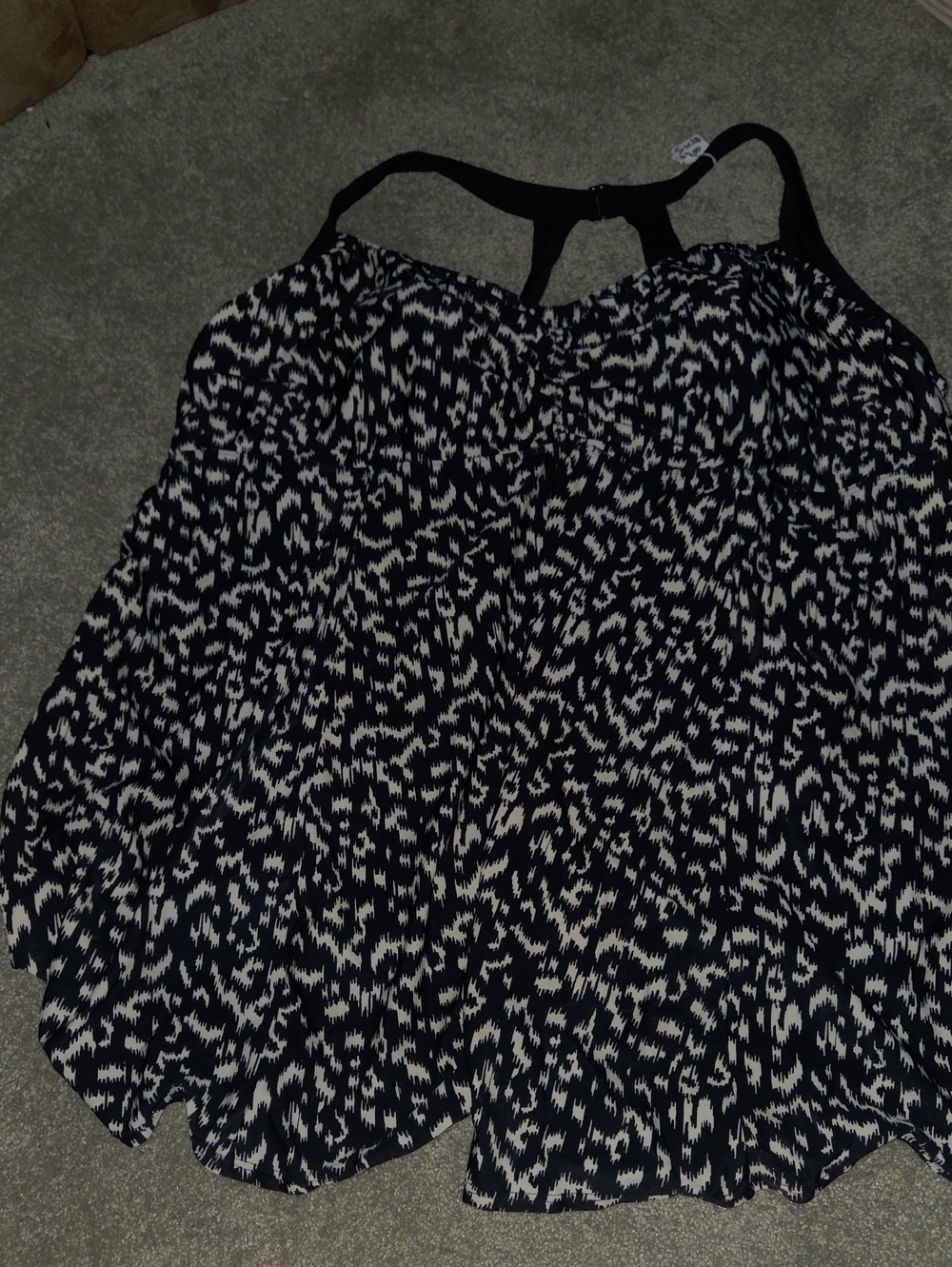 Avenue Black and White Printed Racerback Camisole
